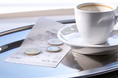 Foto: Trinkgeld in Bar